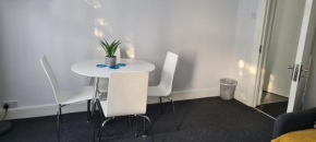2 Bed Flat Silver Street Near Tottenham hotspur stadium